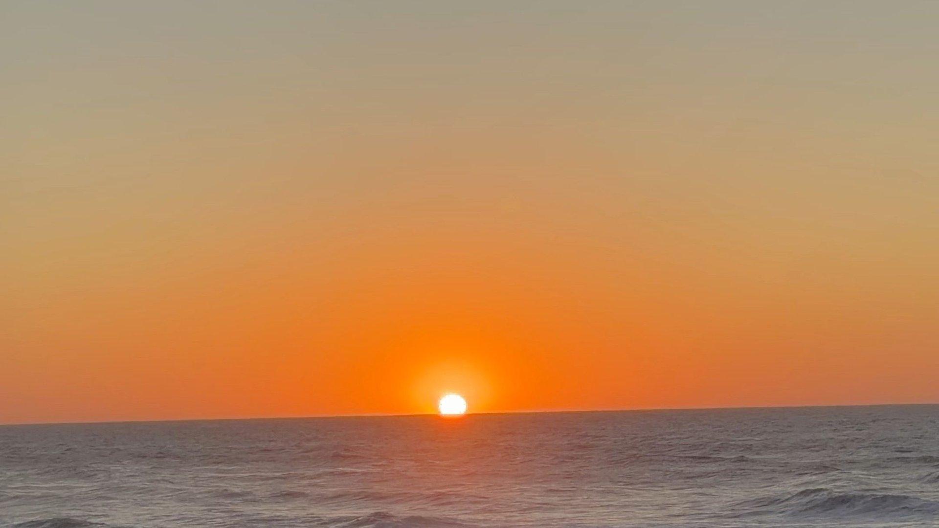 Apus de soare pe Boulevard de la Corniche în Casablanca